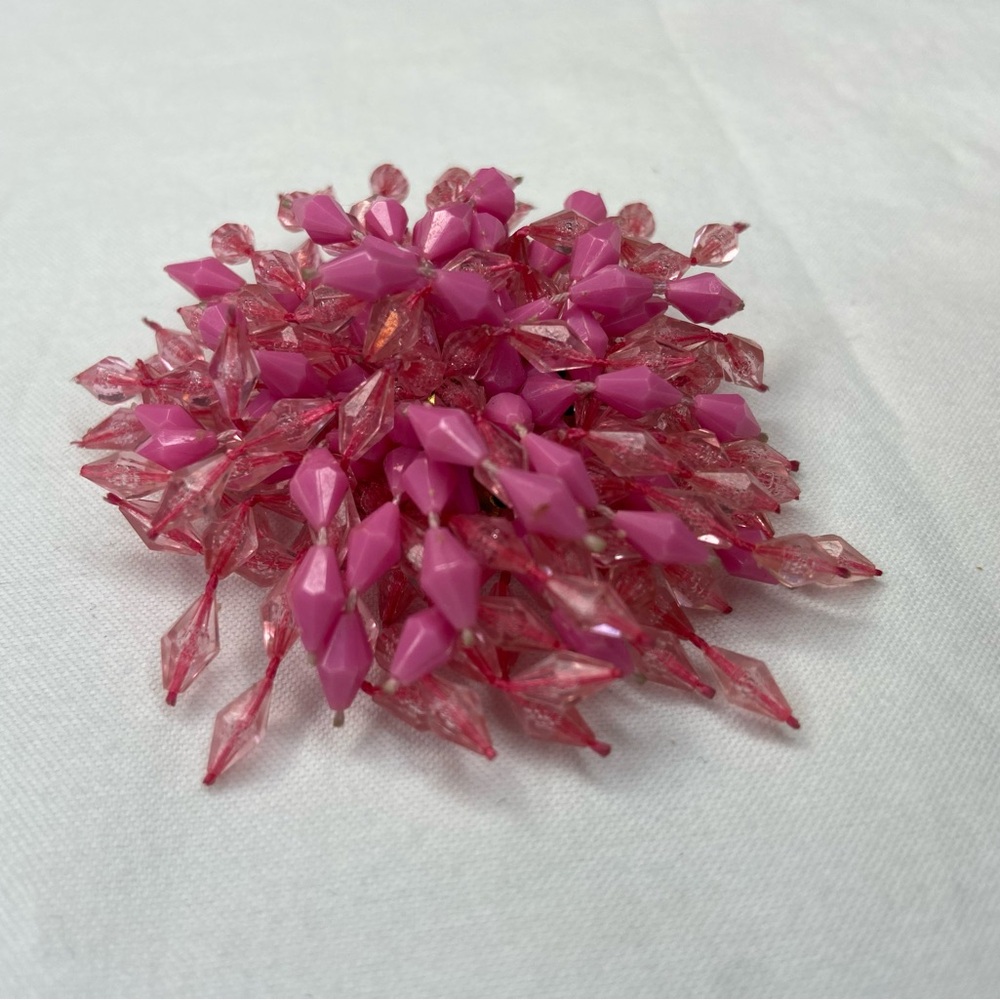 Vintage Pink Beaded Atomic Firework Brooch 1960’s - Picture 2 of 4
